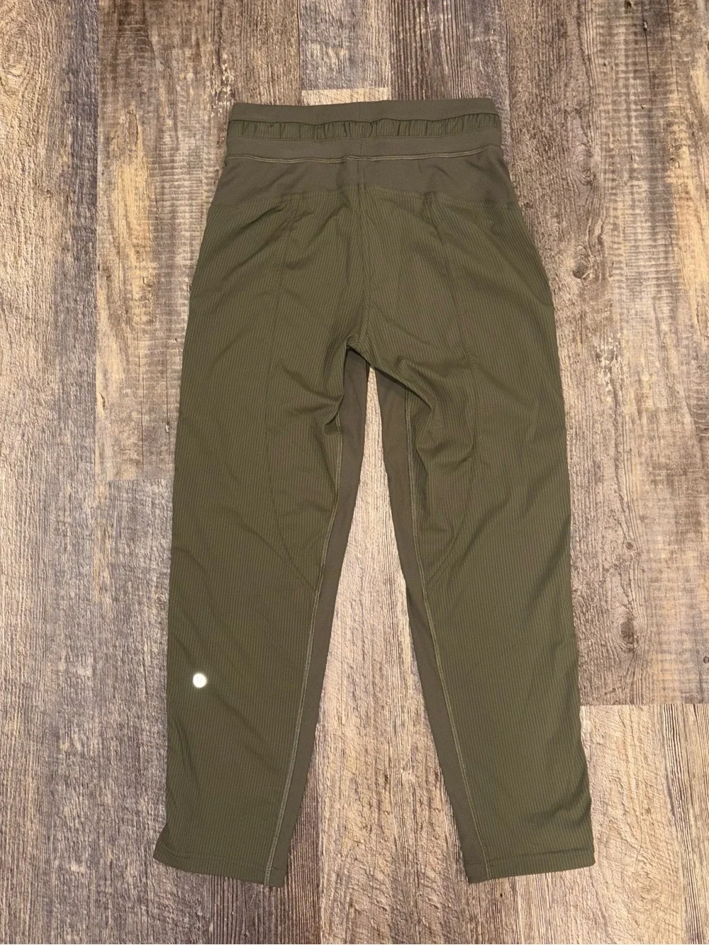 Lululemon Dance Studio Mid-Rise Cropped Pant 25